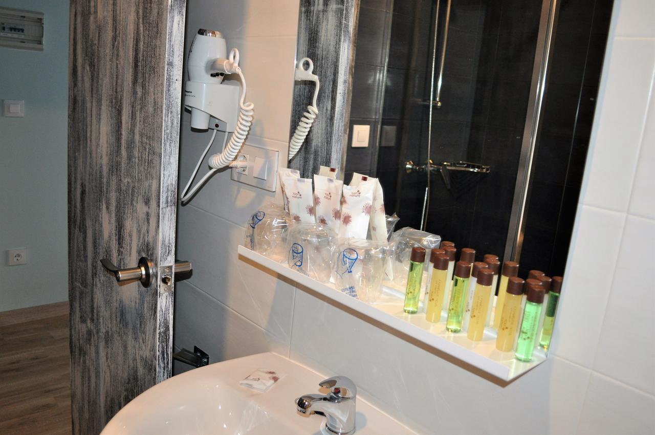 Hotel Celanova Dış mekan fotoğraf