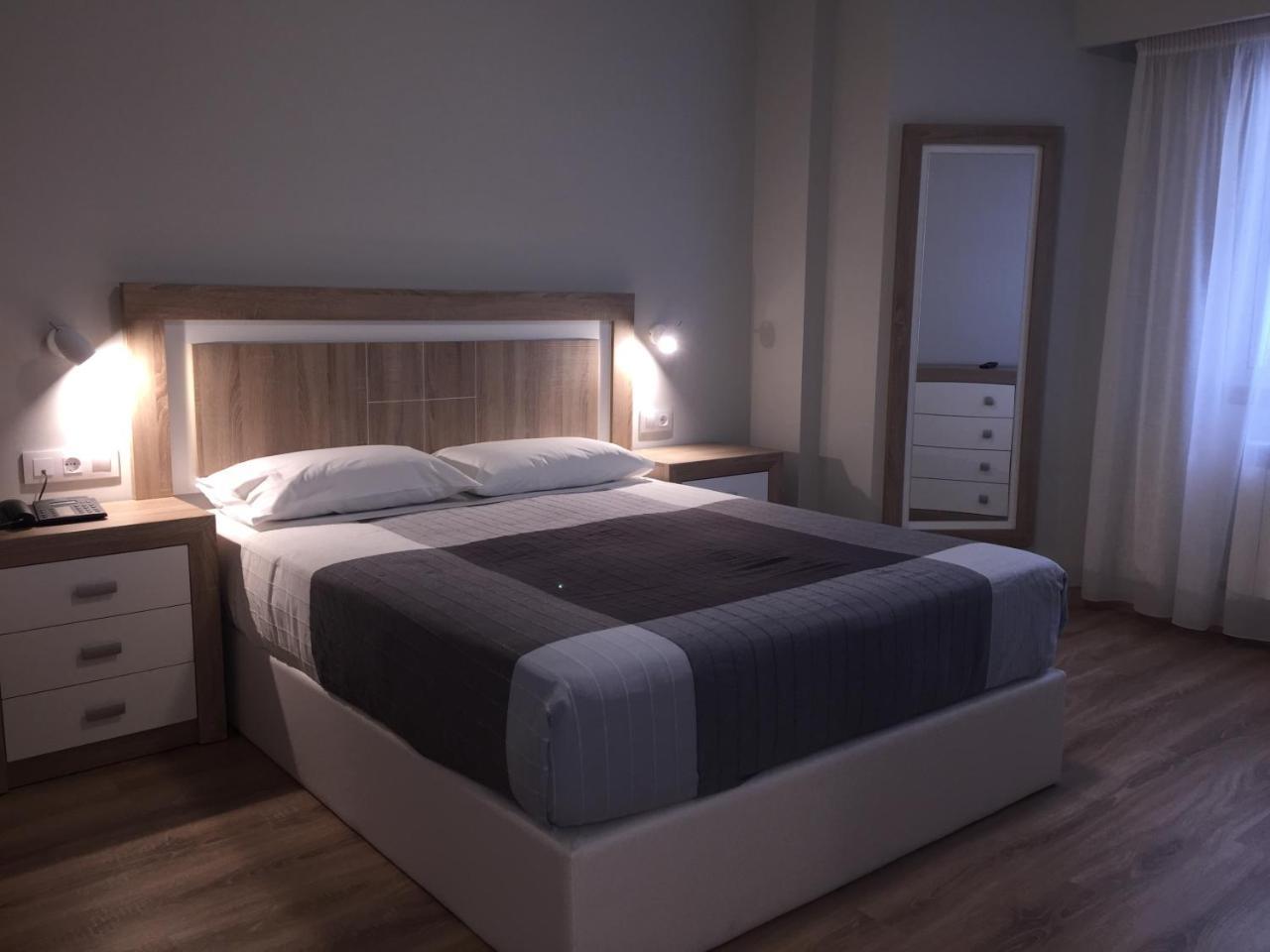 Hotel Celanova Dış mekan fotoğraf